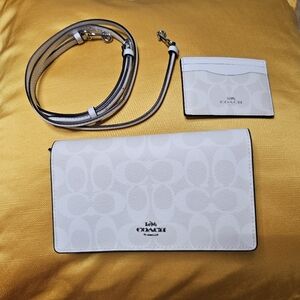 Coach Signature White Wallet and Cardholder‎ Set